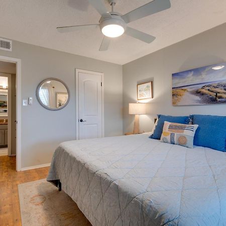 Waterfront Lake Travis Home With Pool Access! Point Venture Εξωτερικό φωτογραφία